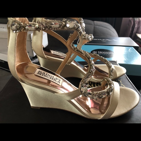 Badgley Mishka Shoes - Picture 3 of 6